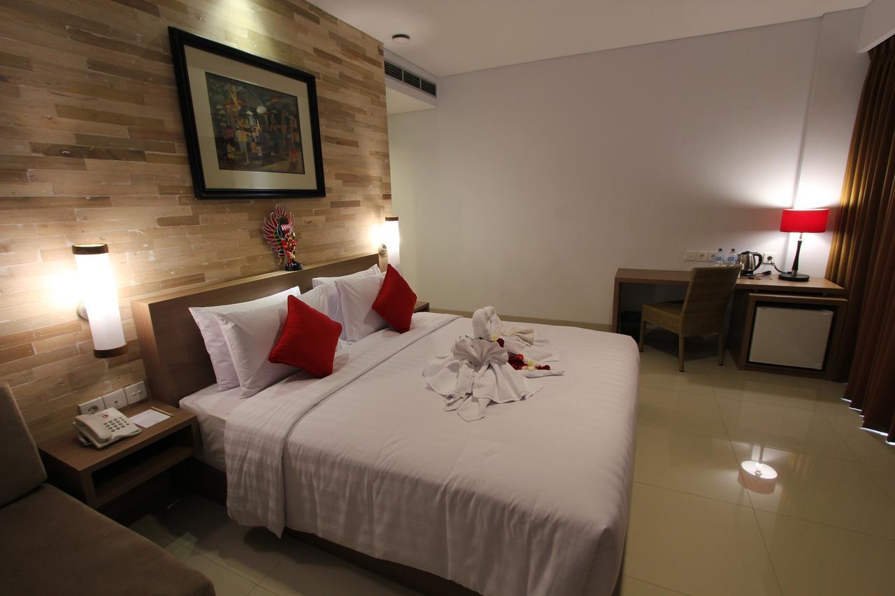 Grand La Walon Hotel Legian Exterior foto